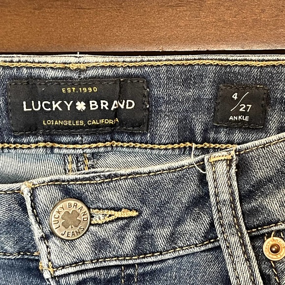 Lucky Brand Womens Lolita Skinny Jeans Mid-Rise Light Wash Raw Hem Size 4 / 27 - Picture 6 of 7